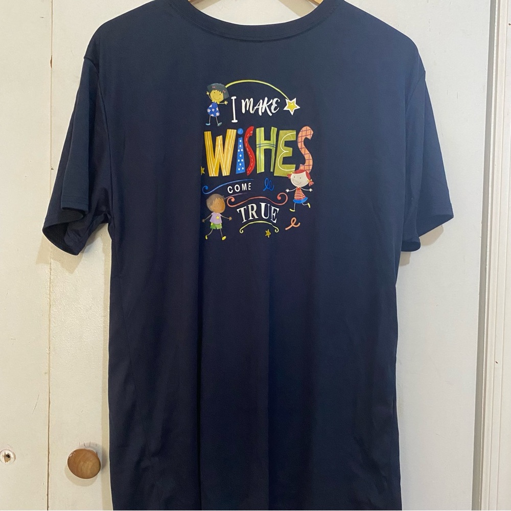 Navy Graphic Tee with Colorful "Wishes" Design